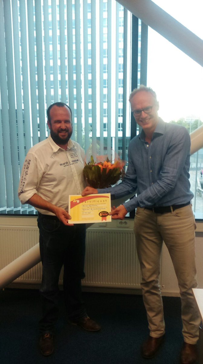 Michel Heuvelman (+fam) is vrijwilliger van het jaar 2015-2016! <a href="/vvutrecht/">VV Utrecht</a> #ALV #bedankt #topperrr <a href="/VVUD1/">VV Utrecht D1</a>