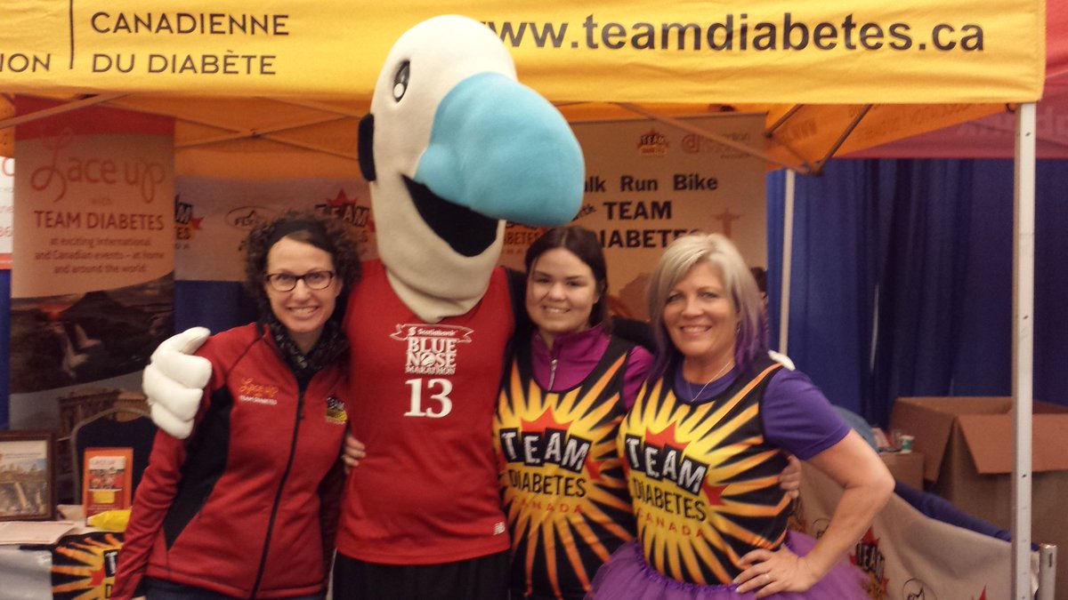 TeamDiabetesDC's tweet image. Myles LOVES Team Diabetes! Thanks for visiting our @BNMarathon Active Living EXPO booth! #Bluenose2016 #Halifax