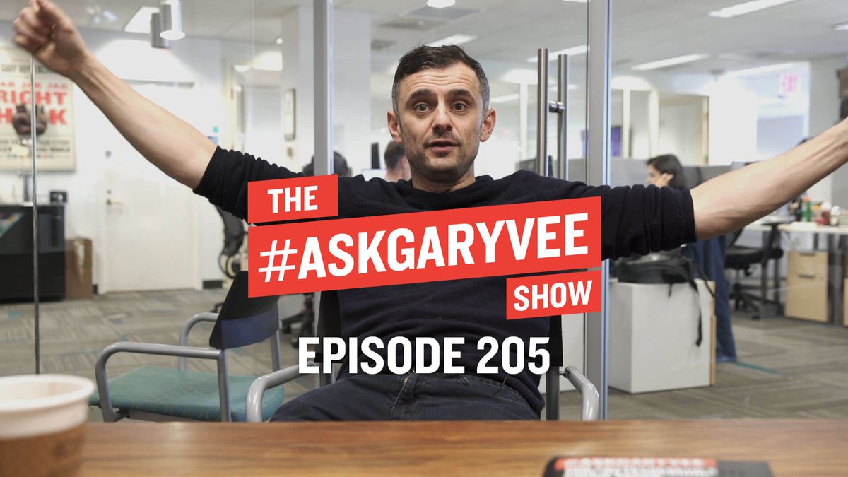 NewYorkEdge's tweet photo. Negotiation Strategies, #LogoChanges & the #Apparel Business | #AskGaryVee Episode 205 https://t.co/4xkkpPqcms https://t.co/saDWcZ7sR8