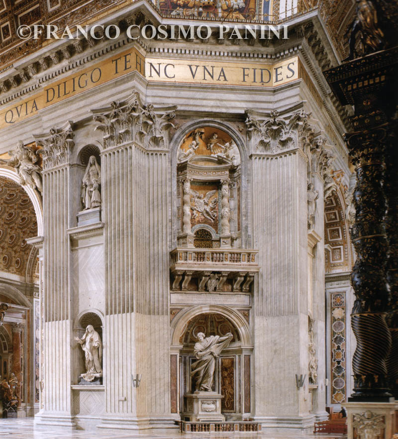 TrueHolyFace's tweet photo. Veronica’sVeil is now kept in aSpecialChapel behind the balcony of 1 of 4 Main Pillars of St.Peter's #TrueHolyFace https://t.co/8RFwUdNW5E