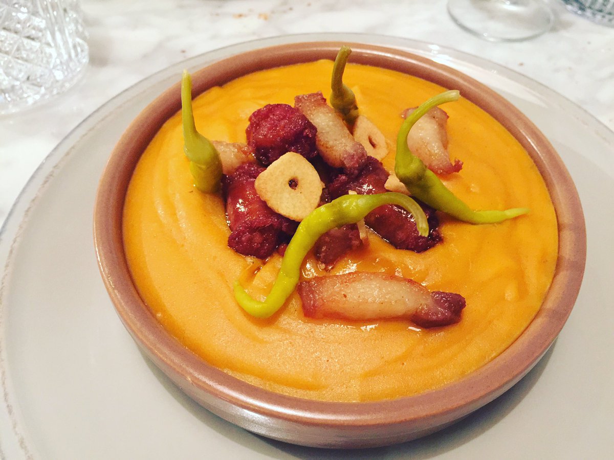 Qué ricas las gachas de #tabernaymedia con panceta, chistorra y piparras ummm #Gastronomia #Madrid