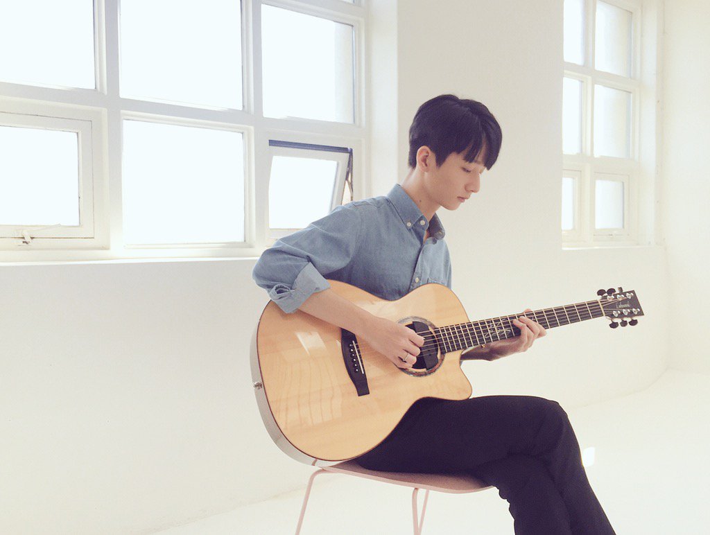 jungsungha's tweet photo. Repeating tunes on L'Atelier? 😏😉 Nighty night! https://t.co/DmwcW4fbjL