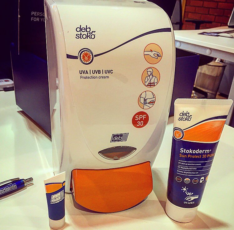 TCIndex's tweet photo. #BeUVaware stay safe onsite this summer #wearsunscreen #debstoko #uva #uvb #uvc #suncream #stokoderm #construction https://t.co/Zd7fdZHTgP