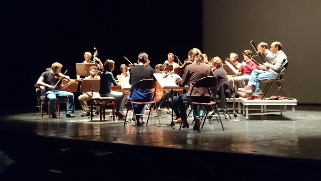 ArtsolisParis's tweet photo. Concert pédagogique #ilconvito pour @musiques_gatine avec @eddingquartet et @GrattonMaude https://t.co/iyIx6Cp8AE