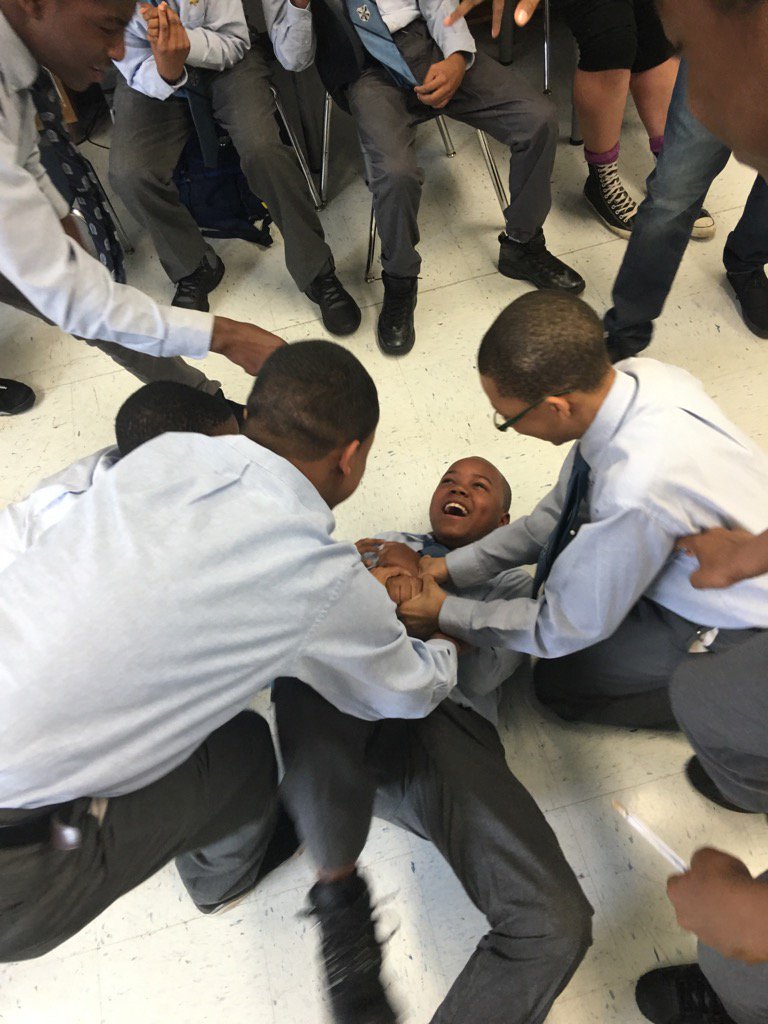 I'm alive!! #RomeoAndJuliet <a href="/LCTheater/">LincolnCenterTheater</a> @lctopenstages <a href="/SigneHarriday/">Signe Harriday</a> <a href="/marcusdharvey/">marcus d. harvey</a> @MzUrbanEducator <a href="/EAFNYC/">Eagle Academy Found.</a>