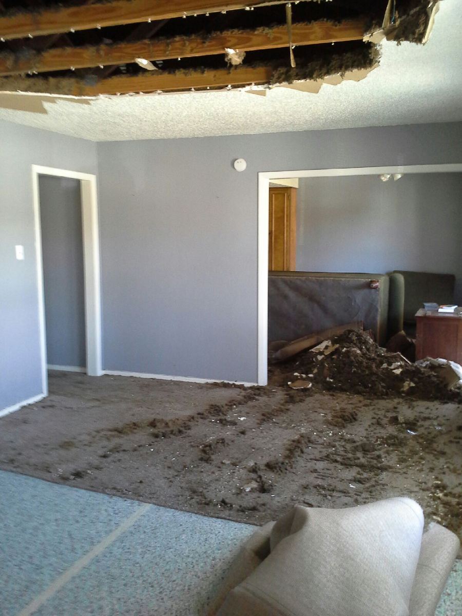 Got water damage from a roof leak? We can make sure it gets dried correctly. #pro #flood ow.ly/4ni5YN