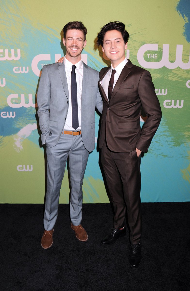 GustinFrance's tweet photo. #PHOTO Grant & Cole Spouse aux #CWUpfronts2016 (1) https://t.co/JWHoJauFRN