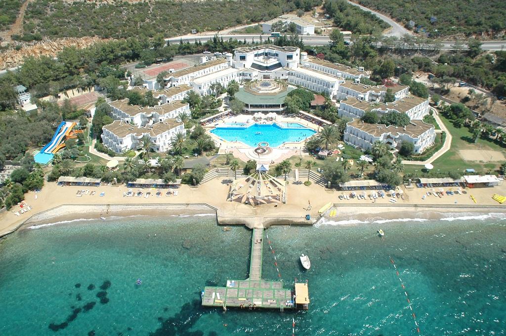 Mahidevran Resort #Bodrum ile #MuhafazakarTatil #HerşeyDahil 69 TL'den başlayan fiyatlarla.

mahidevranbodrum.com