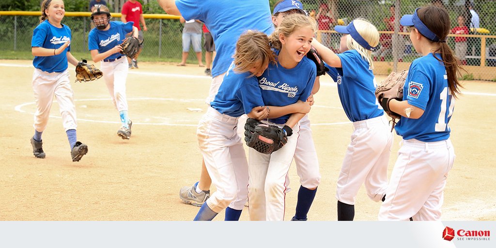 CanonUSA's tweet photo. Join the Canon @LittleLeague Photo Contest with one of three themes like "Team Spirit" https://t.co/FaO4m27vCP https://t.co/z77QGJ6dvD