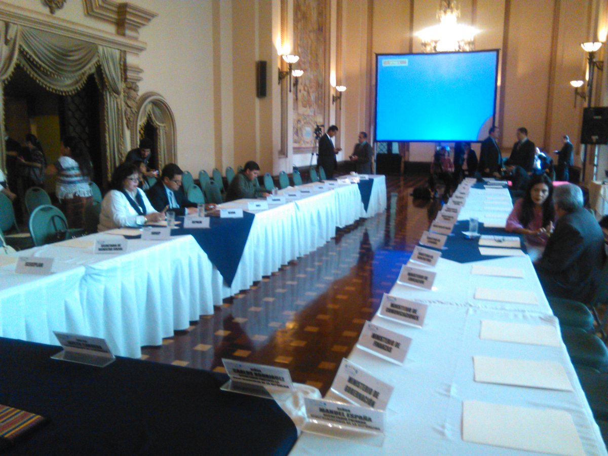 renapgt's tweet photo. Por iniciar participación @rudygallardogt  de RENAP en Gabinete Social. https://t.co/Y6VlKhRIq6