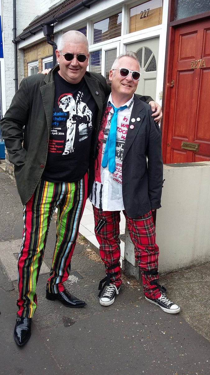 caitlinuk's tweet image. @RoyalAlbertHall the boys are on the way!  #notsensible