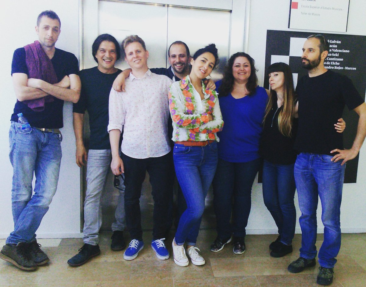 carmendoora's tweet photo. #Ecobanda preparada para el #bolazo de mañana en #FestaMajorSB16 #hazteeco #beeco #slowmusic https://t.co/P1InwhEFv8