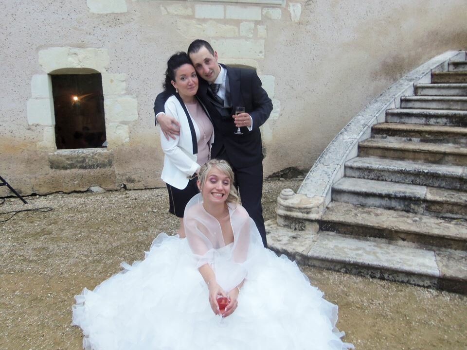 TChan_X's tweet photo. Gracias por eso maravilloso matrimonio.. Os quiero 😘 https://t.co/2FC26NjZk0