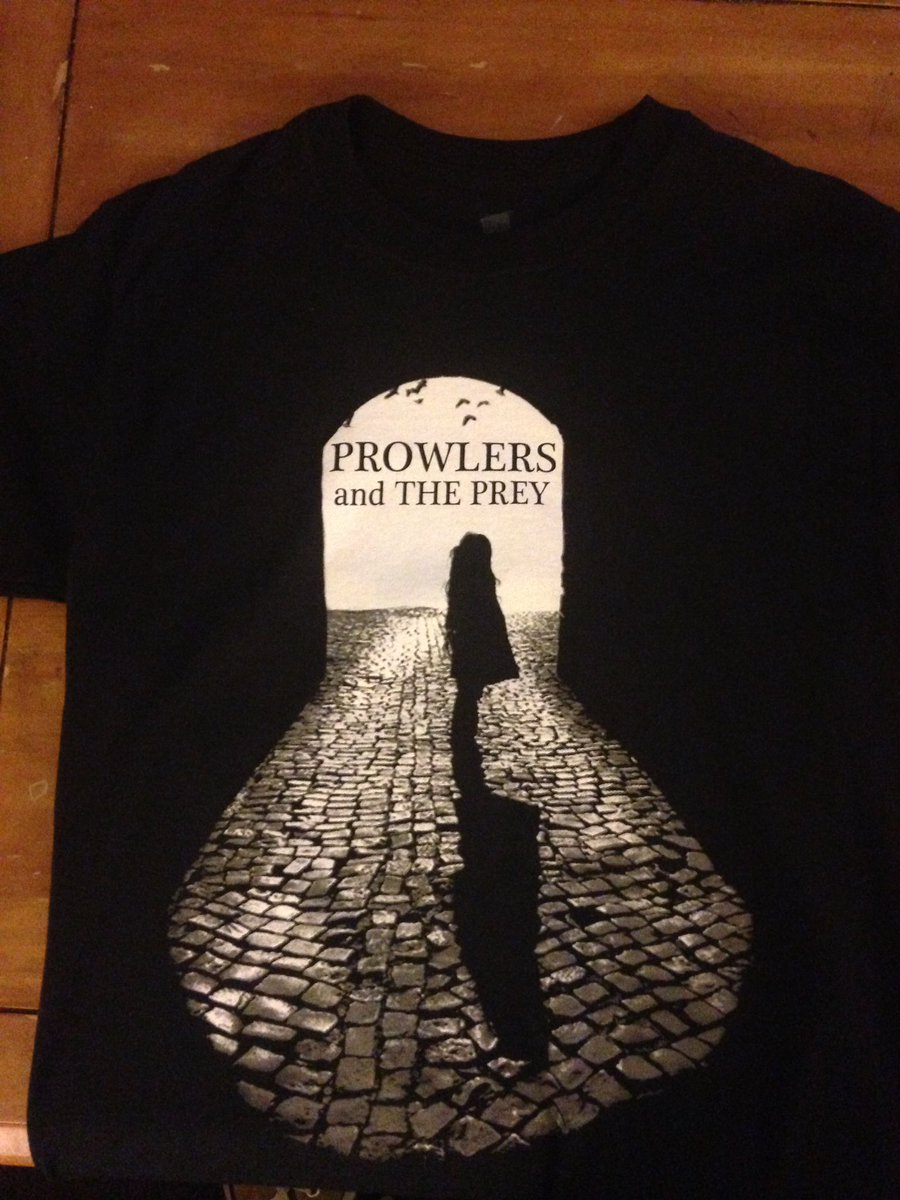 DeepSearchGarb's tweet image. On sale tonight at @radioradioindy -