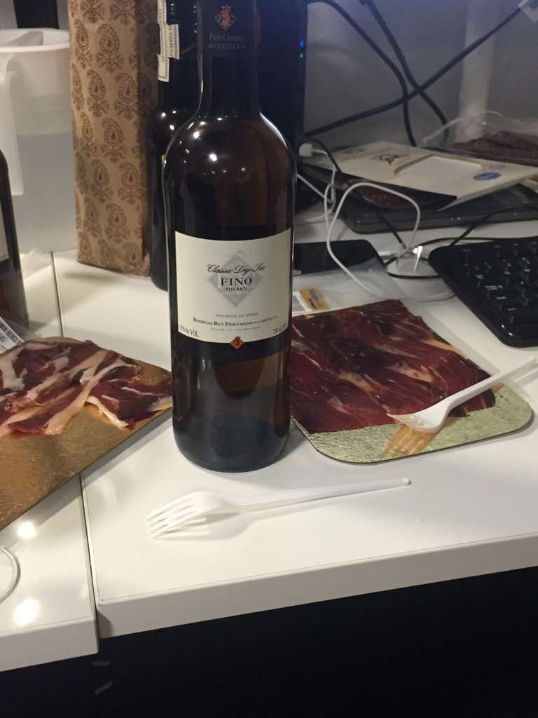 This is how to spend Friday afternoons, right? <a href="/sherry__queen/">bea pascual</a>