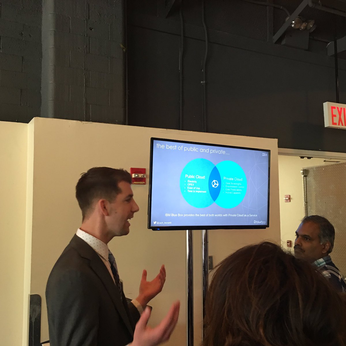 raingal7's tweet photo. .@zach_leonardi using his hands to walk the awesome folks at today's #PerformanceCloud event through @bluebox @AMNH https://t.co/beUJlFIy7e