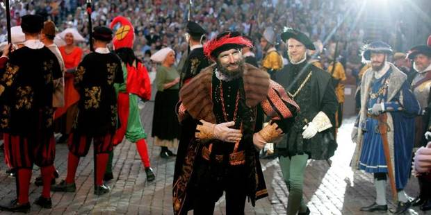 zsablon's tweet photo. Oyez, oyez dernières heures pour #VOTEZSABLON https://t.co/itdwKiq63p #ZSABLON #Makebrussels https://t.co/c8tf3uOq5V