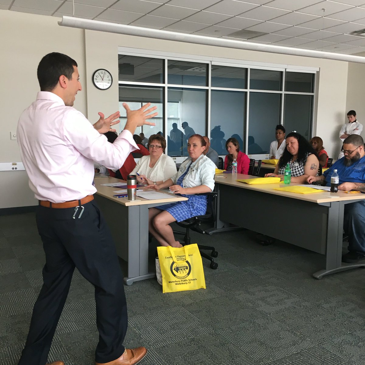 Just finished our workshop on college readiness. Great discussion with parents asking insightful questions.