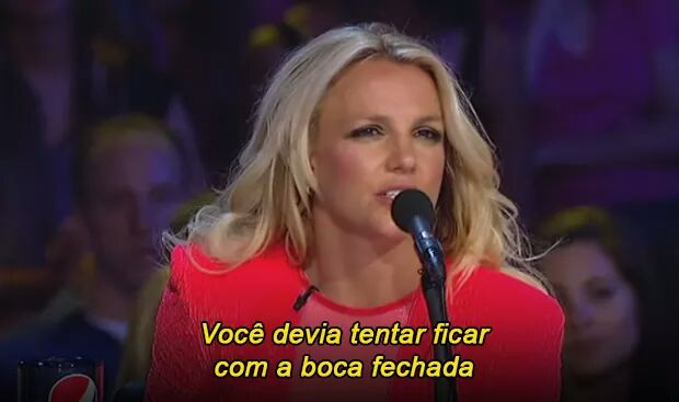 criolonu's tweet photo. Britney te mandou recado Ana Paula Valadão #falandomerda https://t.co/zLW1BLlsWw