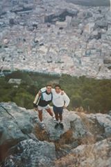 Lu_Mo_Ca's tweet photo. Esta noche, 3 jienenses, bajan corriendo desde Granada-Almuñecar (75 Kl) y hacen realidad el sueño de #VictorAraque https://t.co/u7PsC8ZKFh