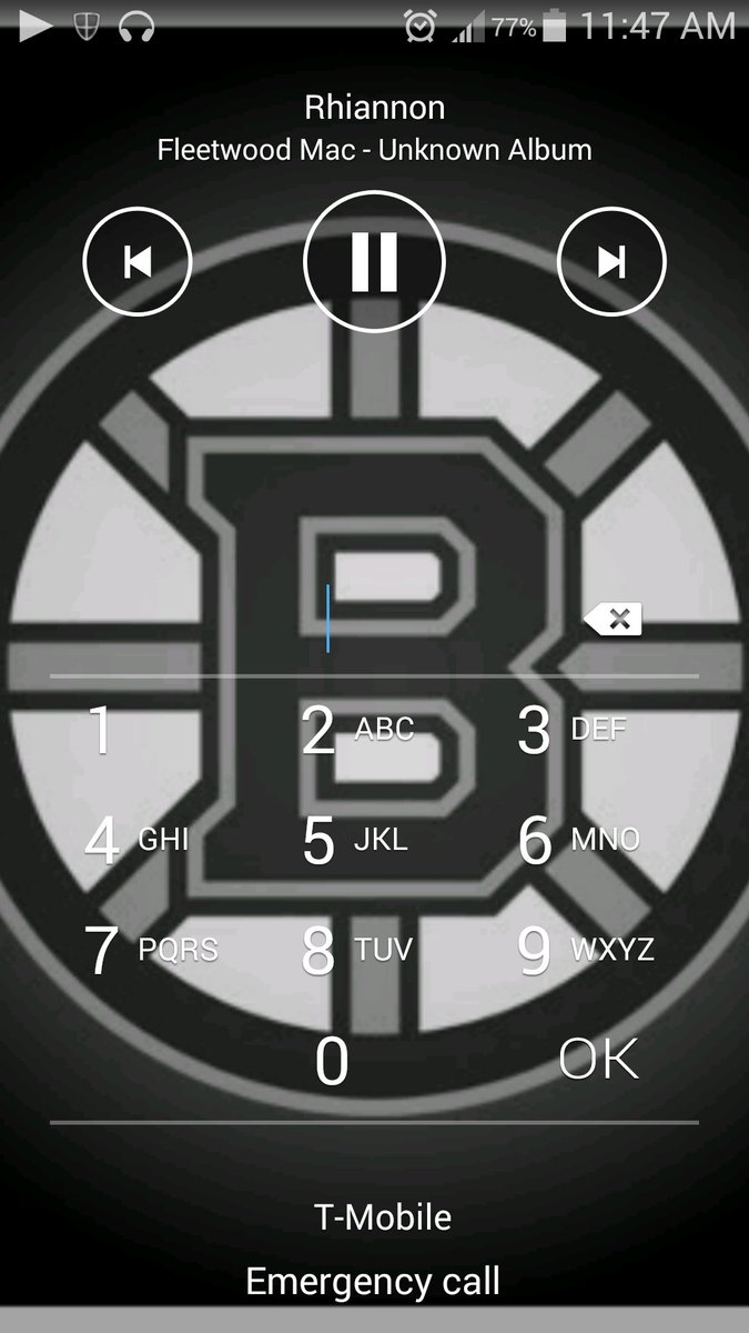 Phone on shuffle on my walk. I'm singing amd I'm sure everyone thinks I'm weird. Don't care. <a href="/rhirhi_92679/">Rhirhi</a>