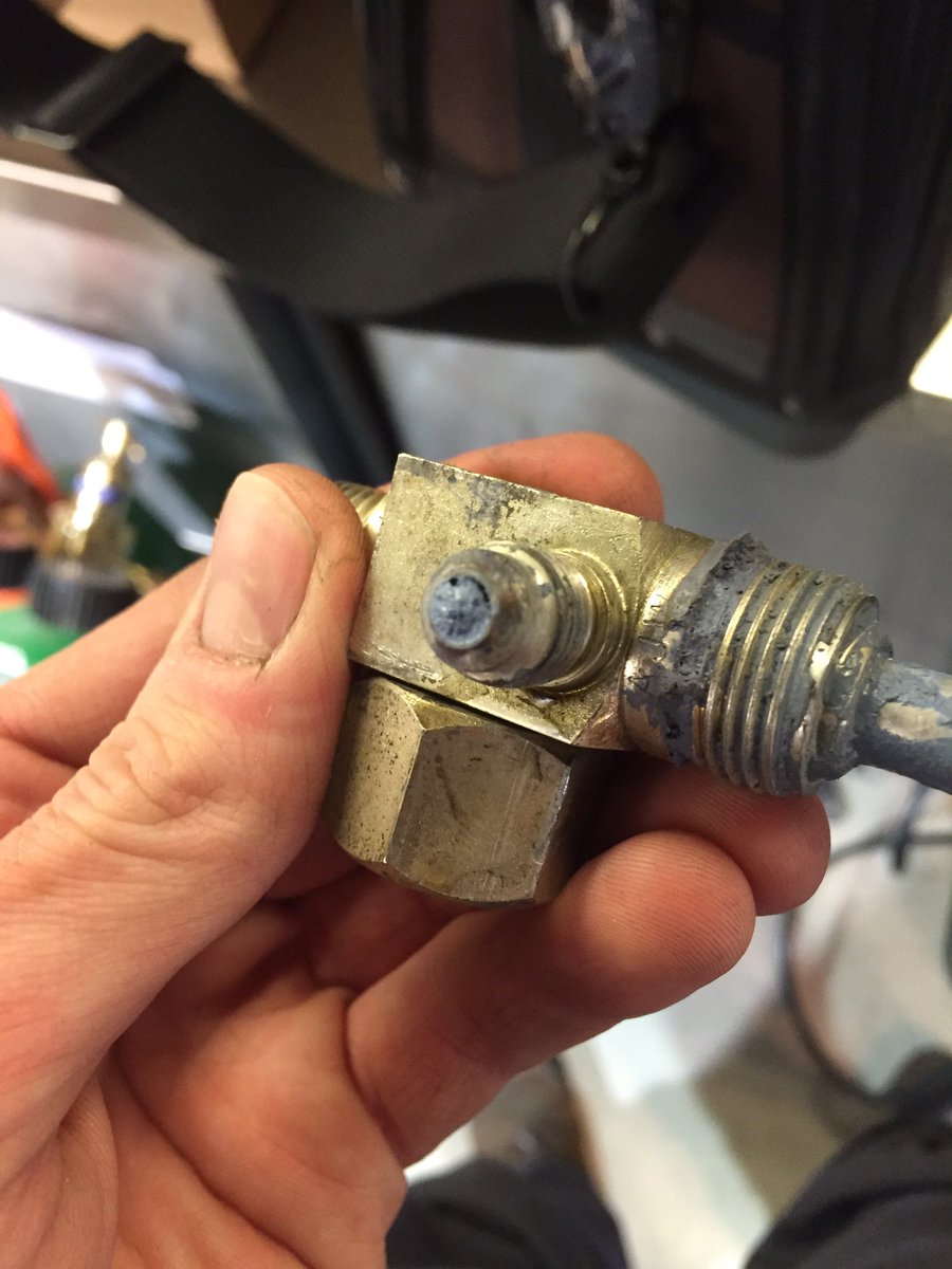 Why you should be careful using leaklock. #refrigeration #doaproperjob