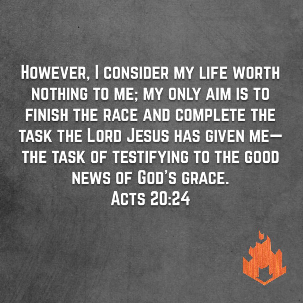 ALIVEcolumbus's tweet photo. For those who have finished and have yet to finish school, do everything for God until the very end! #ALIVEBC https://t.co/hrFdfoNjKc