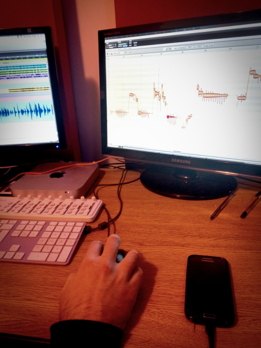 EstudiosDig's tweet image. Hoy editando voces del próximo disco de Angel Amosa ya falta poco! estudiosdigitales.com.ar