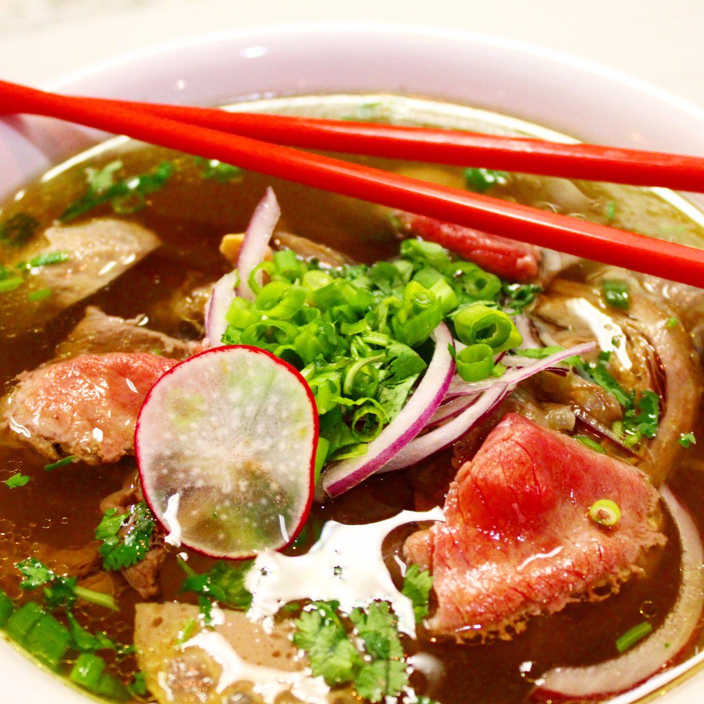 UnPHOgettable #pho the works "dac biet" <a href="/meconbistro/">Me. Con Bistro</a> in SW Austin by Chef momma En Hang! #meconbistro #vietnamese