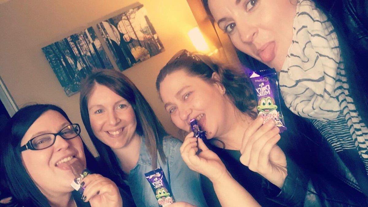 Jenk10Jenkins's tweet photo. @GaryBarlow #getgarytobekiandphils40th #singforphil made it to Wales.Long journey but looking forward to great night https://t.co/67AVyl0GhL