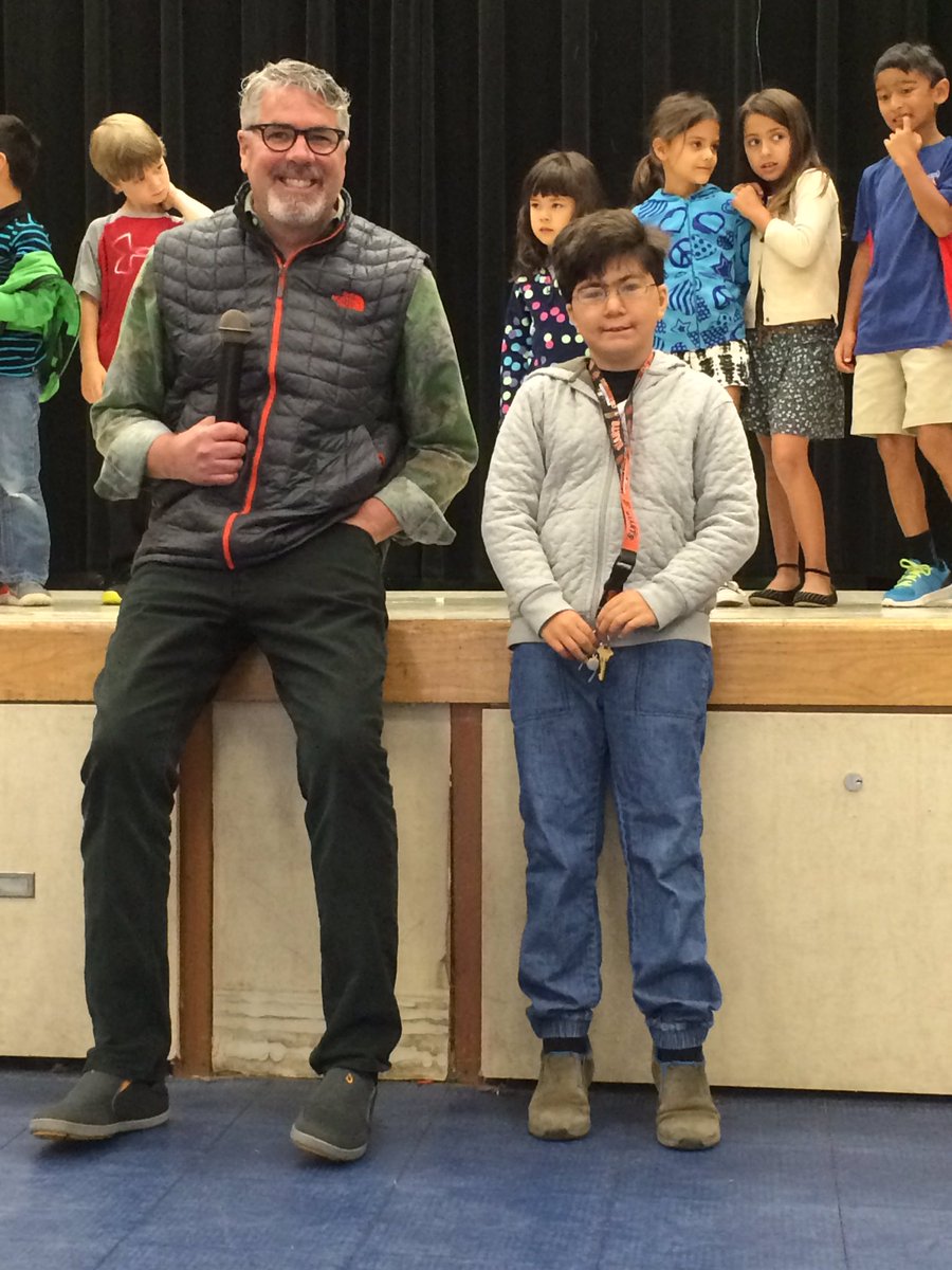 McGeeTeaches's tweet photo. Principal for the day! Maybe trying out to be his replacement? @DixieElementary https://t.co/zoXm5A8HNd