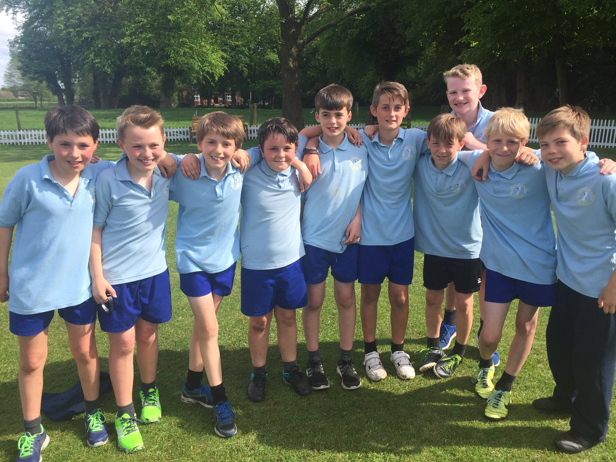 Bexton_PE's tweet photo. @BextonPrimary Year 6 cricketers won all 3 group matches and lost in the final by 1 point! A credit to our school! https://t.co/VKmT9h1x5F