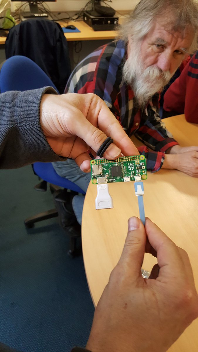 SilenceBreakers's tweet image. Learning about #RaspberryPi at our #DIYComputing project in Thorne @DoncasterLib! #DoncasterIsGreat