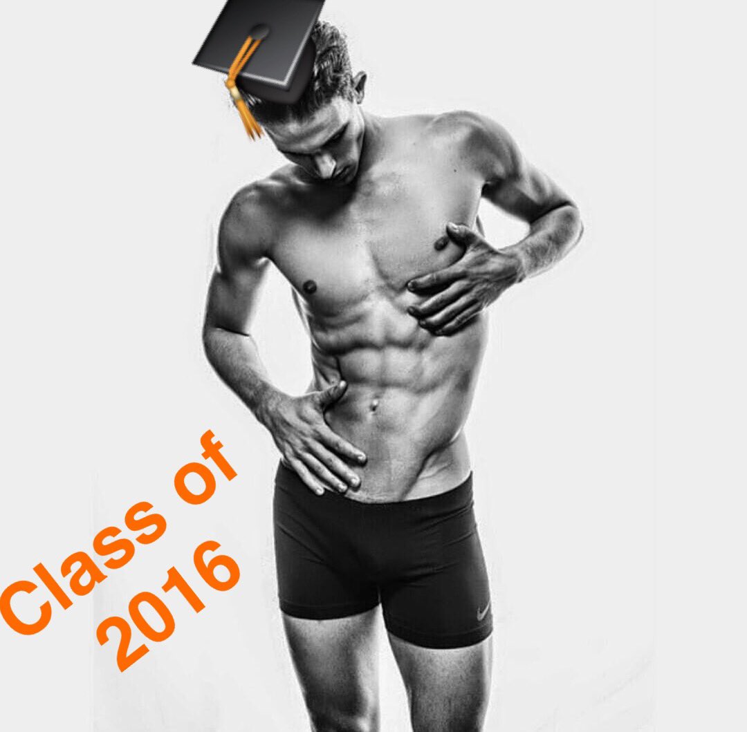emm_alouu's tweet photo. Congrats to my baby brother Sam Adams!🎓 #AmericasNextTopModel #RITgrad #putitonthebigscreen https://t.co/SnMx17pczC