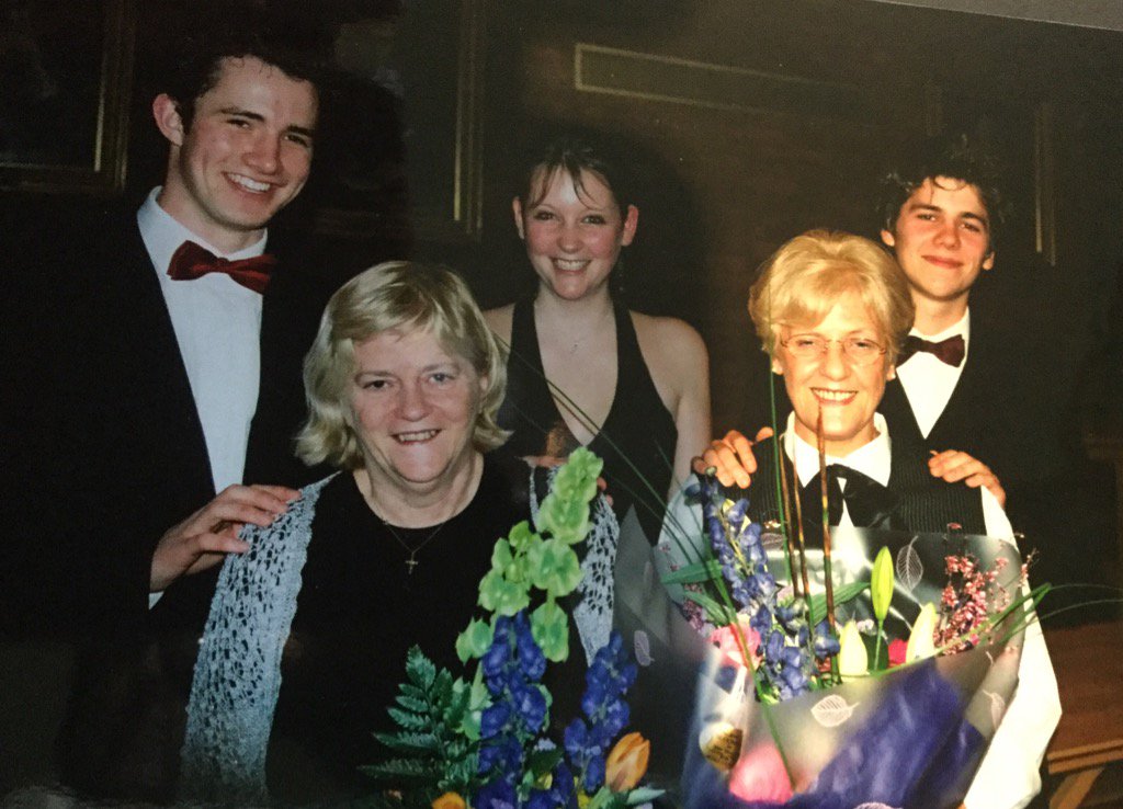 hastie_tim's tweet photo. #RIPMarg :Mother Confidante and friend to generations @DeanCloseSchool Missed by all @TomBarberBooks @FrankieHildick https://t.co/6tMYIY0I4q