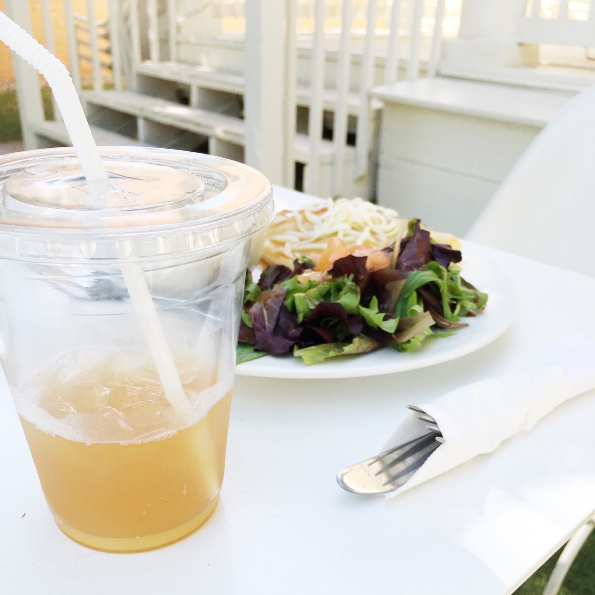 PierrePierreOKC's tweet photo. We’ve been drinking Arnold Palmers like crazy this year. What’s your favorite lunch drink?
#arnoldpalmer #nomnom https://t.co/cOuIHlvCbB