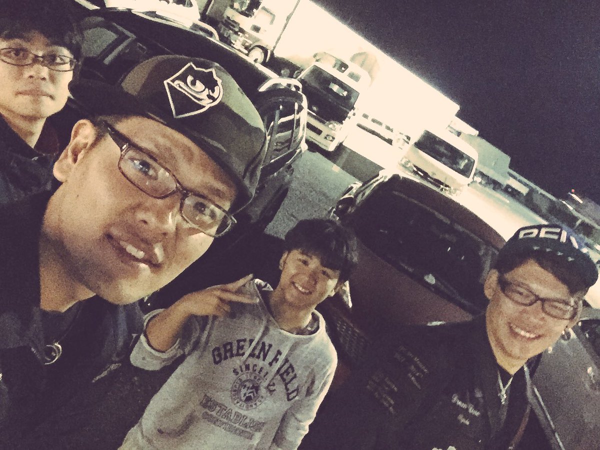 Jack_With_Us's tweet photo. 地元関西での最終リハを終えいざ浜松へ！！！！！

出陣じゃー！！！！
(2名爆睡中) https://t.co/7RJyd4joZb