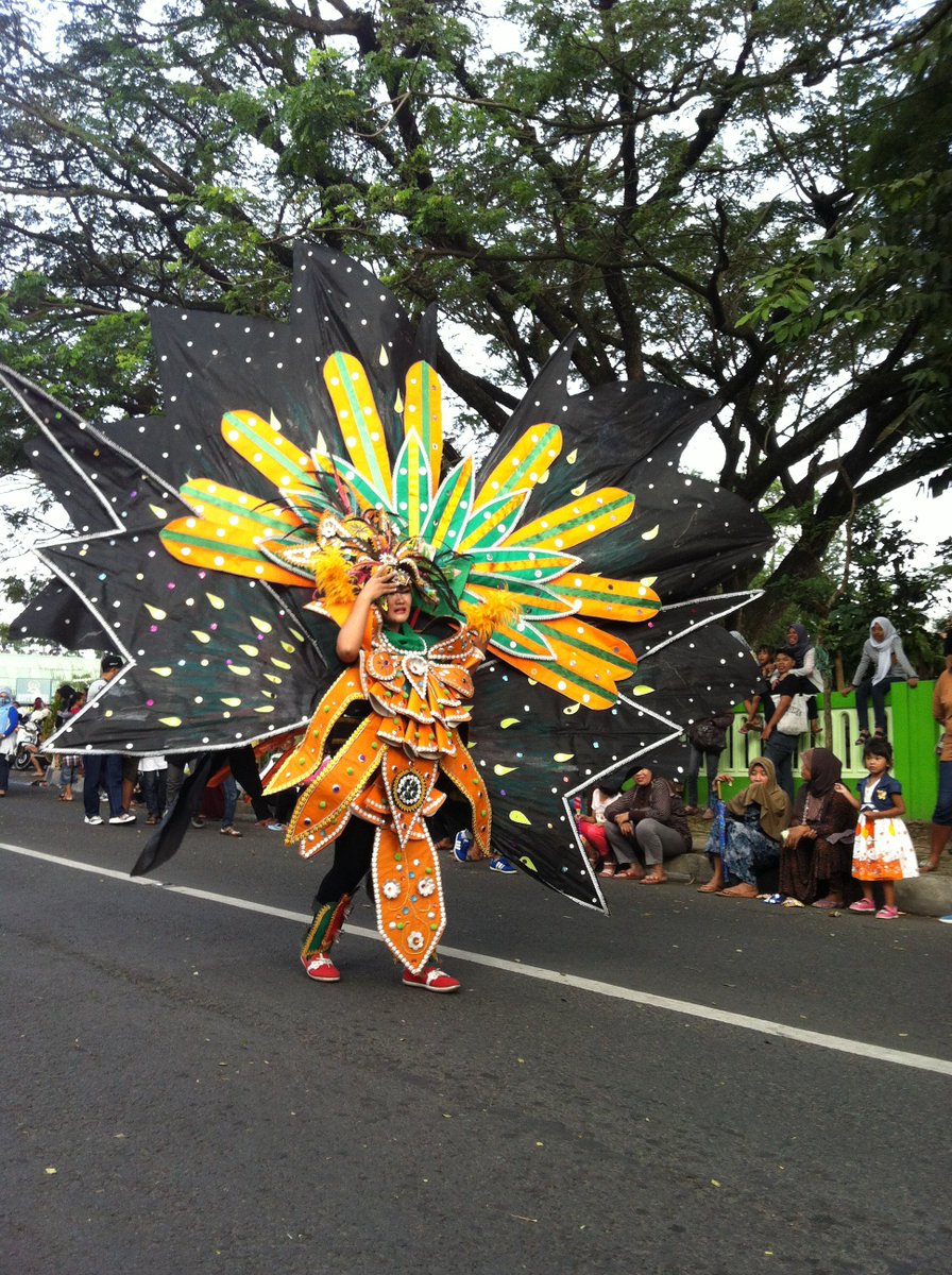 andiny_ian's tweet photo. Malang, East Java #Indonesia #Traditionalcultureofindonesia #iloveindonesia #akucintaindonesia https://t.co/W2fCuBusnx