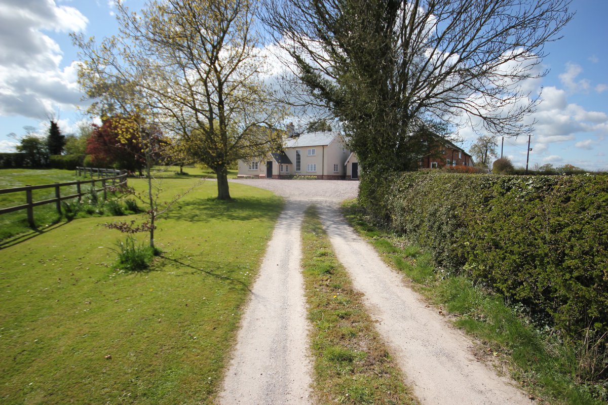 JacksonRural's tweet photo. New #Cheshire #Property, Idyllic setting with fantastic views https://t.co/5S02nehbCT https://t.co/12KuRGOr9M