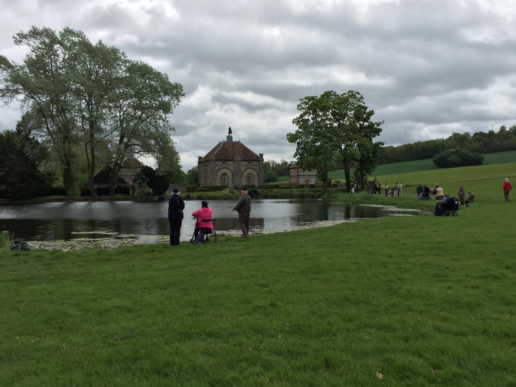 BourneEnd7943's tweet photo. 19 Kids joined So. Bucks fishing @ Dashwood Estate w/ 100% catching the smile, had great food & fun #MTSFC #BucksPGL https://t.co/QAz87c2j7B