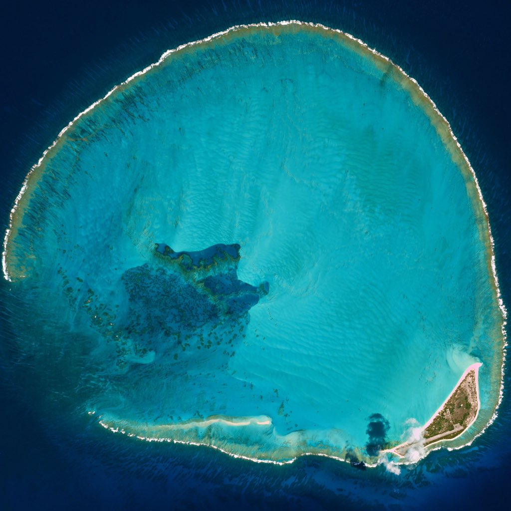 OsirisLabs's tweet image. #KureAtoll, #Hawaii, #USA - 2016 | #EarthFromSpace #SatelliteImage #PlanetLabs