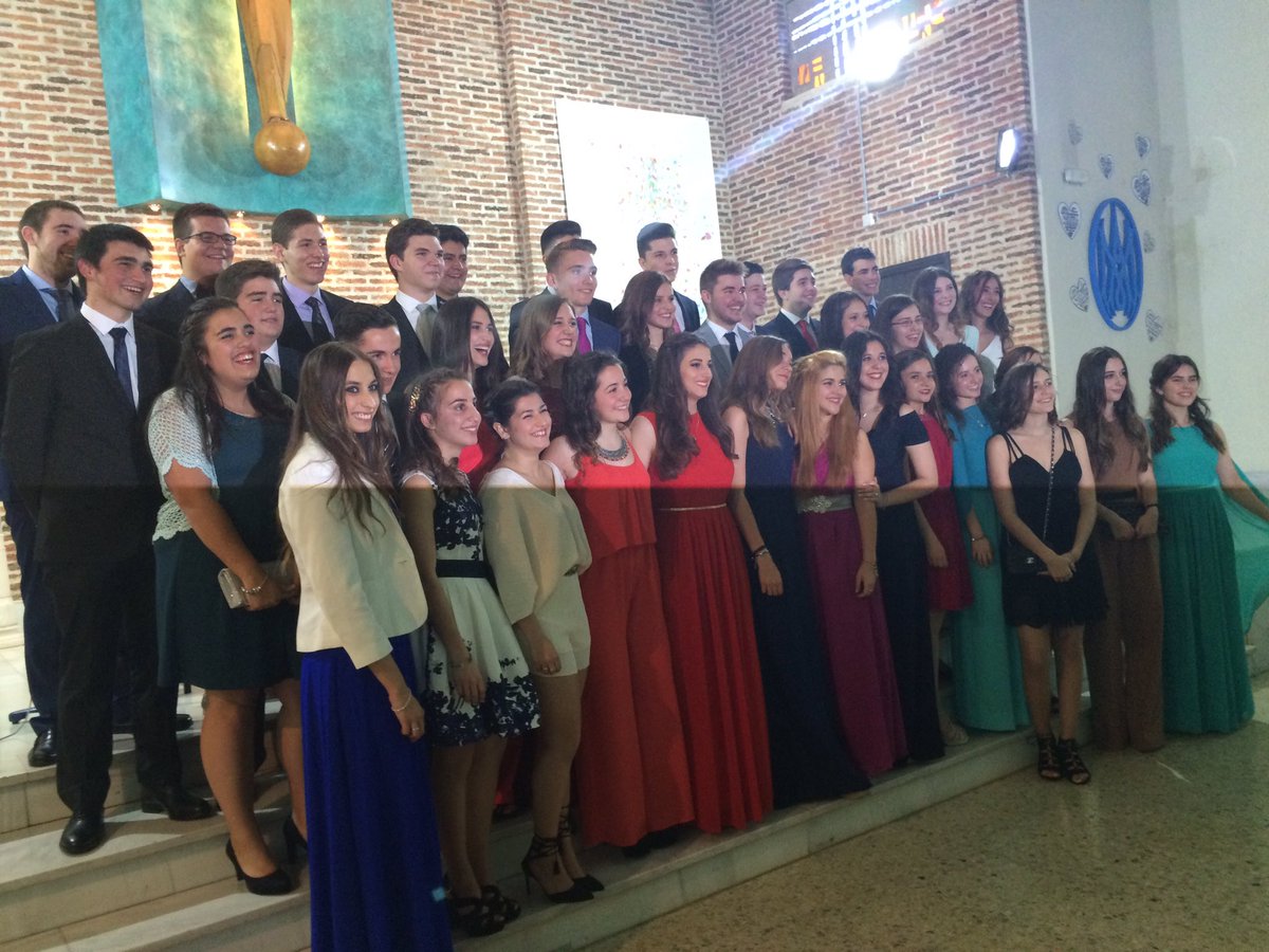 _lainmaculada's tweet photo. Graduación de 2º de Bachiller. Eucaristía https://t.co/1wkmiXoyrN