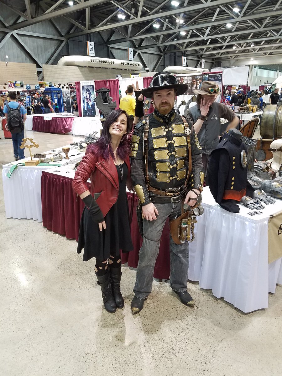 DadBod2020's tweet photo. #cosplay #ScarletWitch #steampunkchucknorris #brassengine https://t.co/H2mCf4NQSg