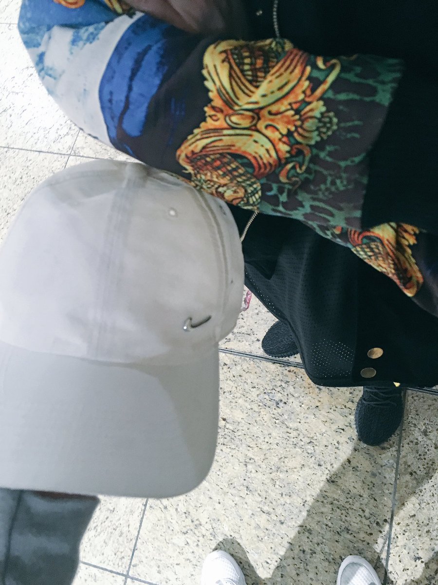 TheBietz's tweet photo. Ich verlose unter allen Retweets die Cap von @_DeenisTJ_! https://t.co/nNy1KlXcjJ