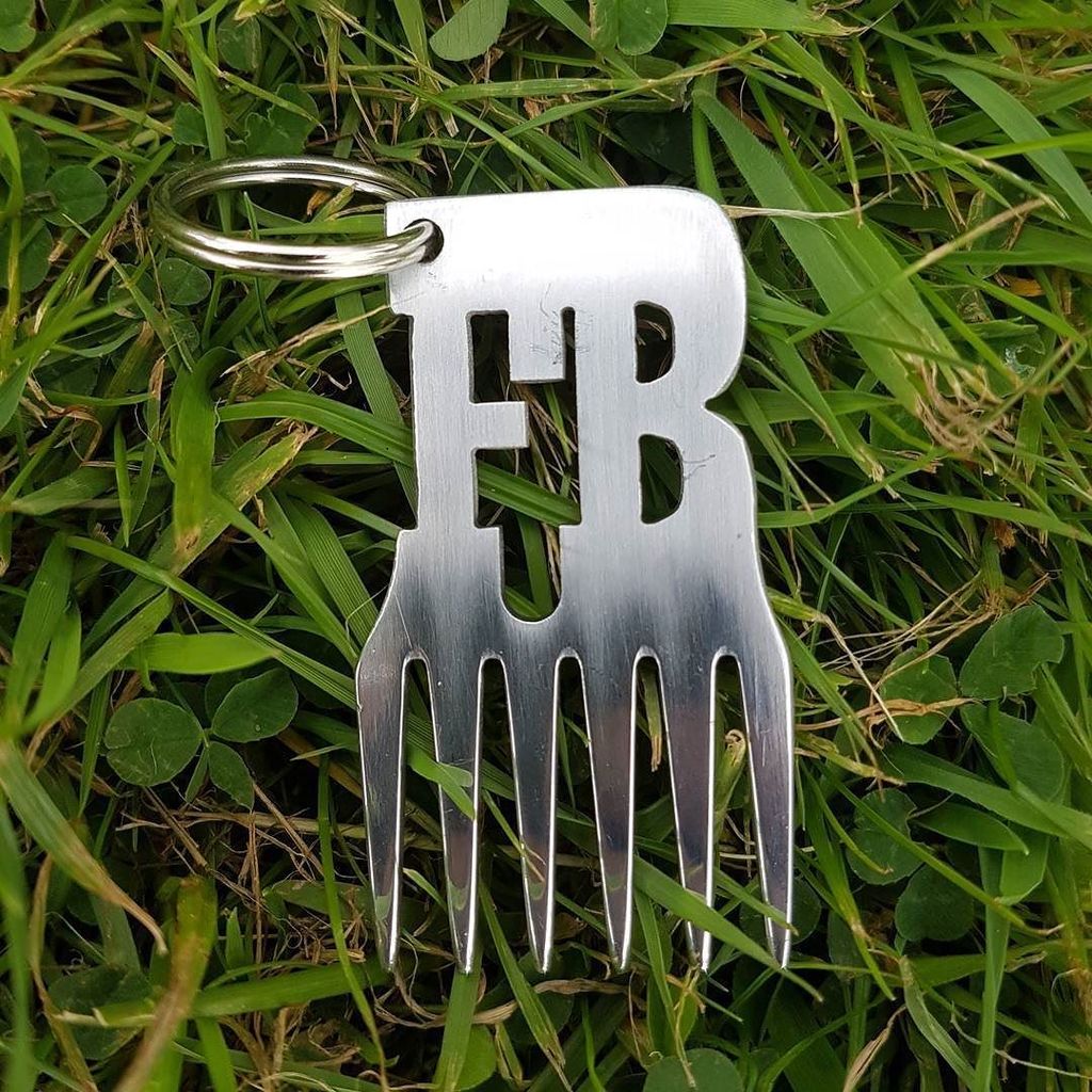 goatee2's tweet image. Completely in love with this @fbbeardco keyring comb
@friskybeaverbeardco
#friskybeaverbea… ift.tt/27IlWCL