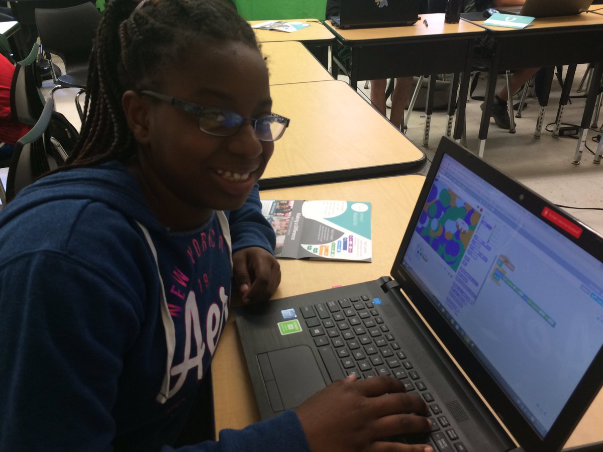 SujataBhatt's tweet photo. #coding teaches #tenacity and #grit @incschool via #cs-first @GoogleInCA @jvadenbarth #girlpower https://t.co/z6WlvknPTK