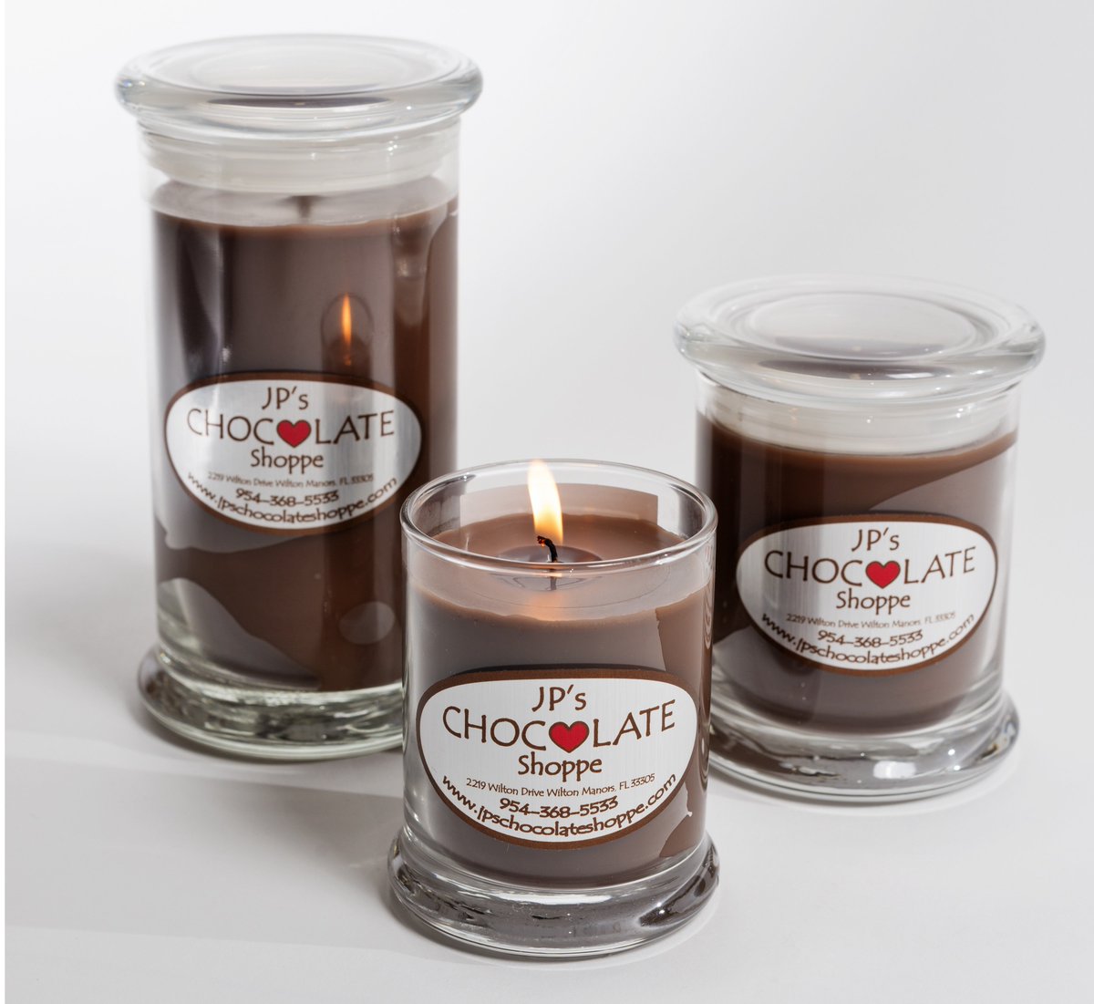 Engulf yourself in a world of chocolate fudge and fresh baked brownies with this candle... ow.ly/lfgm300npUv