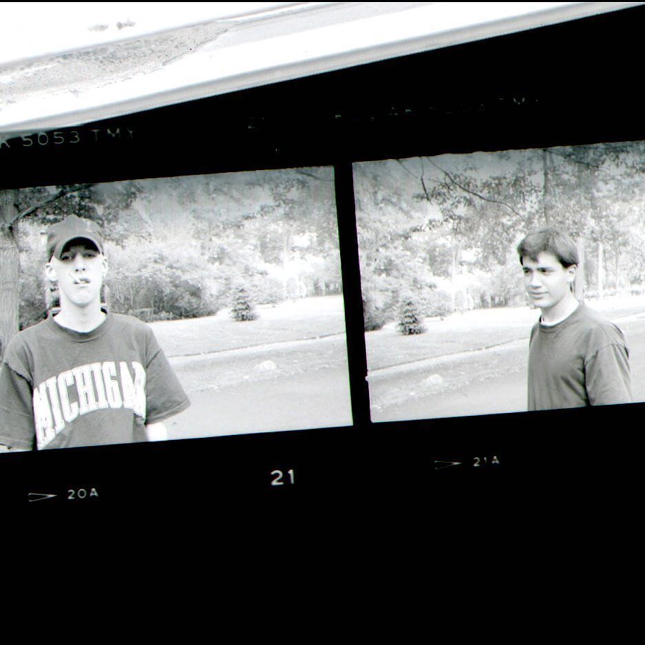 nocuddletime's tweet photo. Punks. #fbf #detroit https://t.co/J4m4t0SiwM https://t.co/CH8QFS8wL0