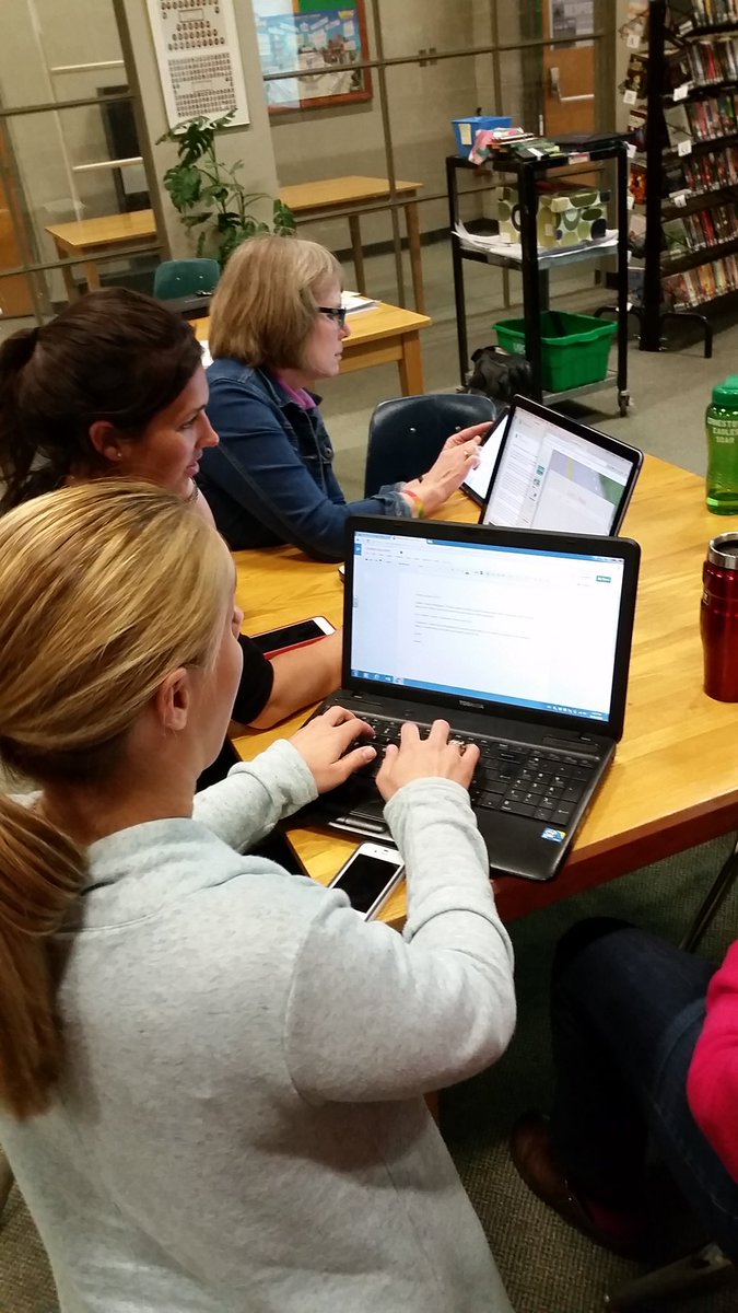 irvinescience's tweet photo. #esstech Teachers as students https://t.co/0D5uAt4EB0