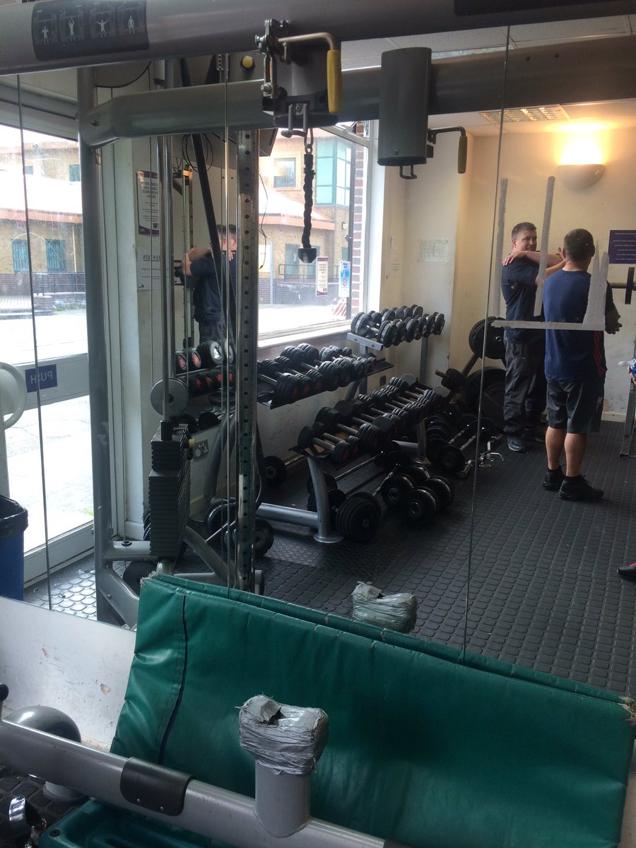 MrLMBell's tweet photo. @Fusion_LS @fusionaddington @NewAddington1st @NewAddingtonMag another machine what everyone one loves to use broken https://t.co/ioGvNfiaNm